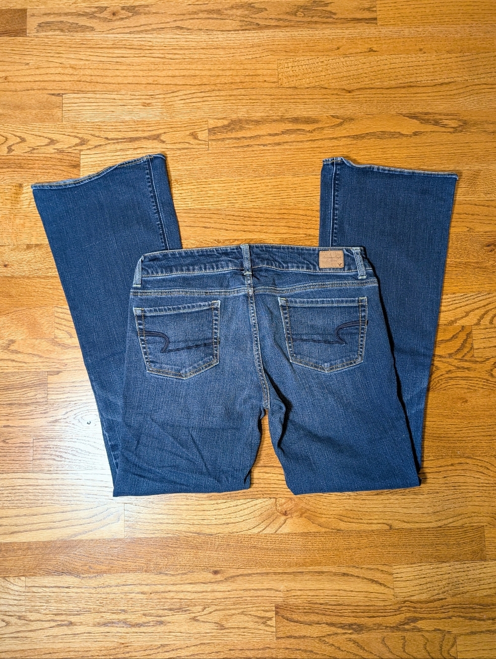 American Eagle Women's Artist Flare Jeans Dark Wash Stretch Denim Size 12 Long - Picture 8 of 8